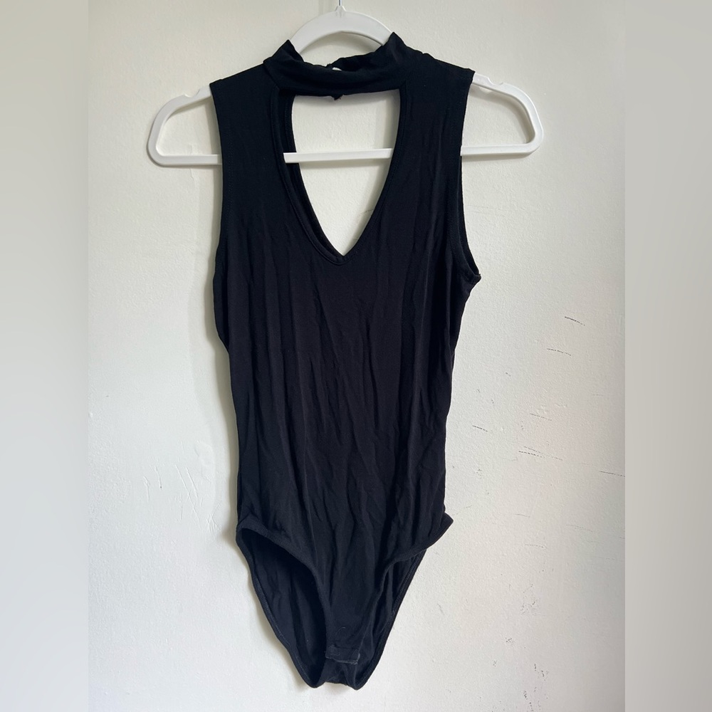 Trendyland black bodysuit top, Size Small